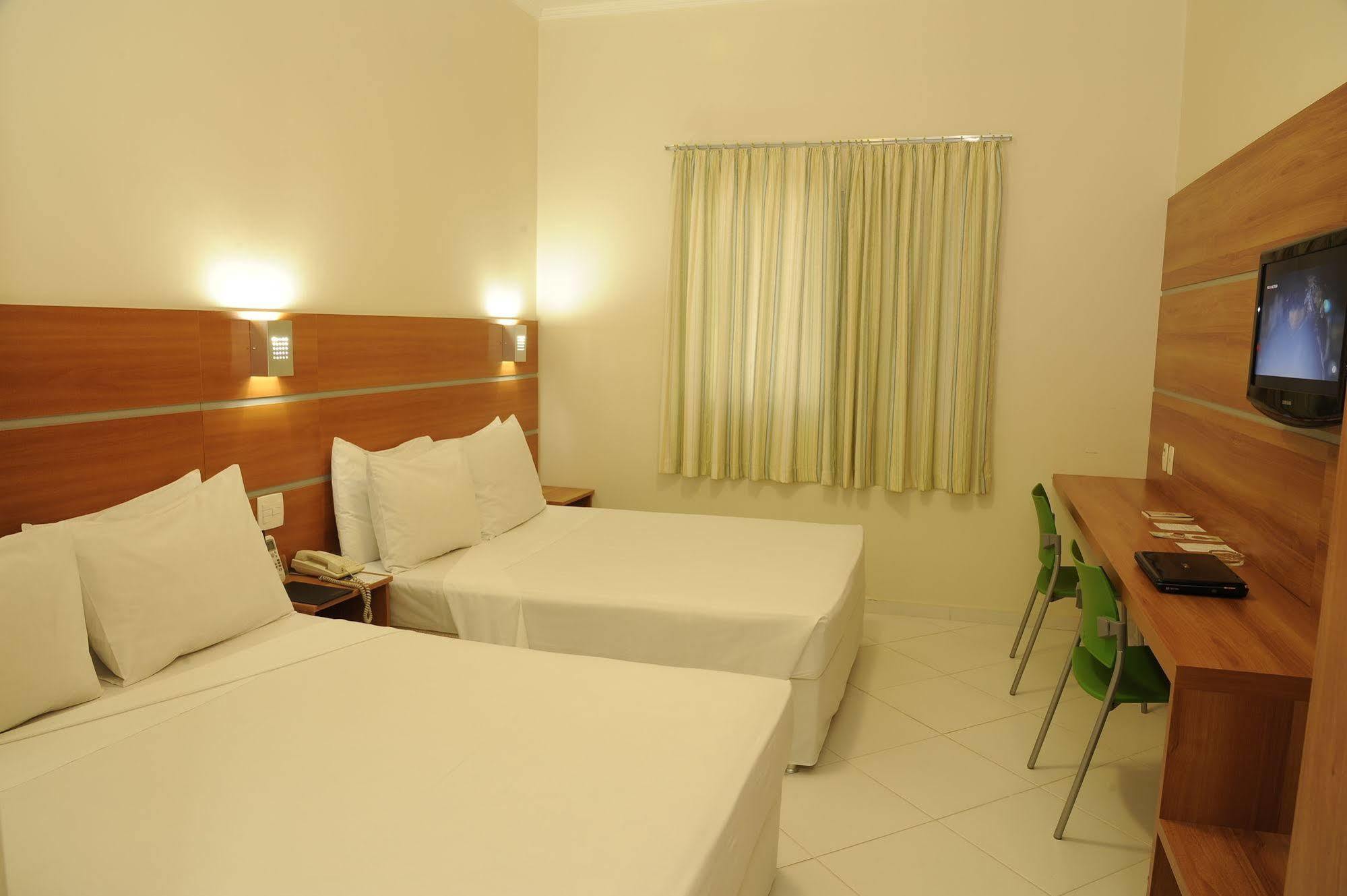 Hotel Kk Itu Exterior foto